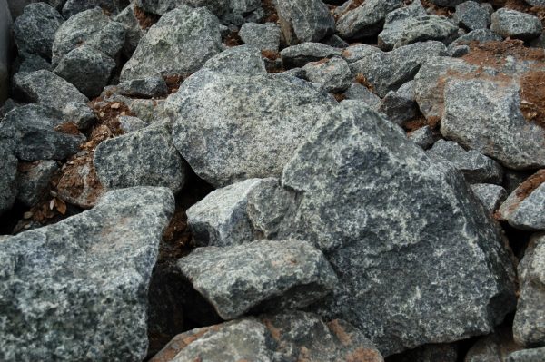 12"-24" Bluestone Boulders